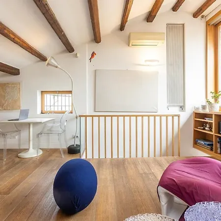 Design Duplex Penthouse With Terrace And Elevator In Monti Apartamento