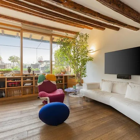 Design Duplex Penthouse With Terrace And Elevator In Monti